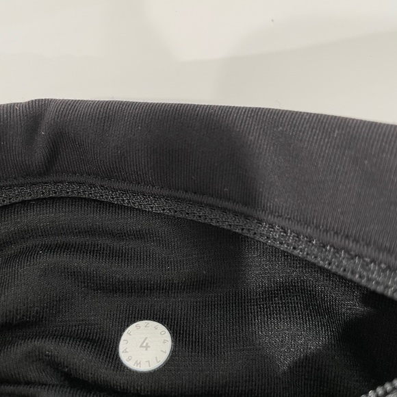 Lululemon Leggings Size 4, Black - Picture 9 of 10